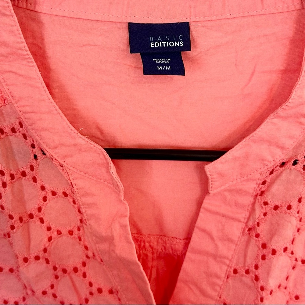 Basic Editions Coral Sleeveless Eyelet V-Neck Button Down Blouse - Medium - Picture 2 of 6
